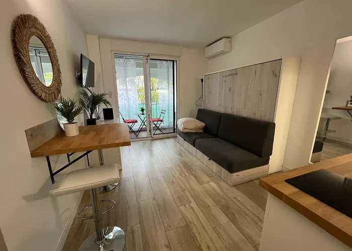 Studio Wood Bay